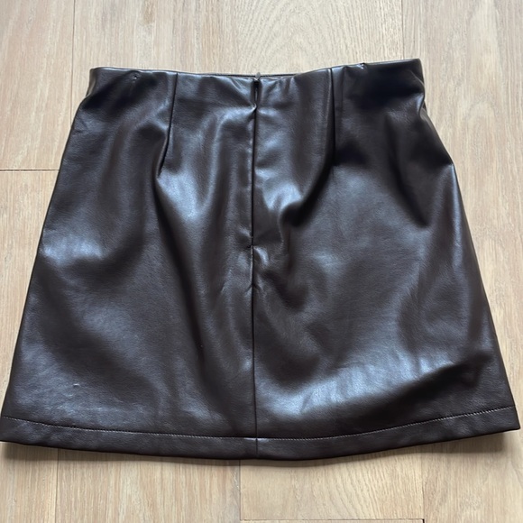 Katie J Girls Brown Leather Skirt Size Large - Picture 2 of 3